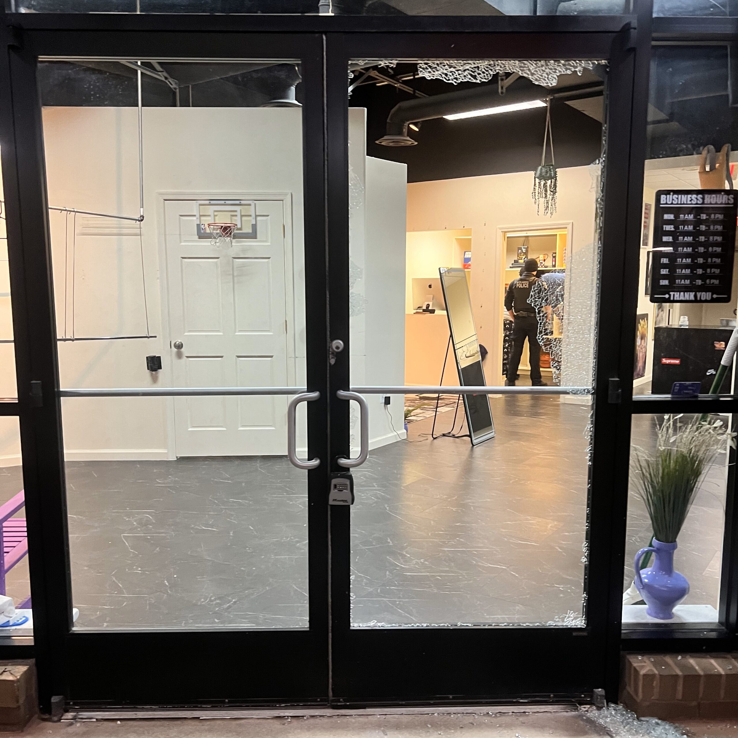 Storefront Glass Door Board up Emergency Glass Board Up